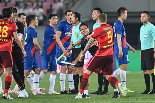 “海选”37名阿根廷球员！马来西亚批量归化惹争议